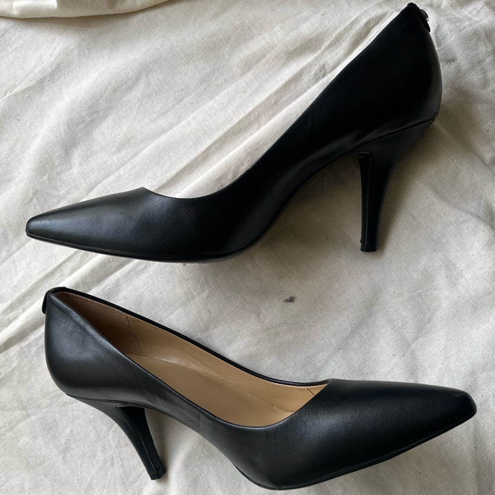 MICHAEL by Michael Kors Black Leather Heels - Picture 3 of 16